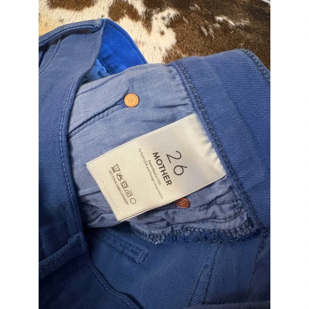 Mother Denim The Skipper Short N' Long Fray In Cats And Dogs Blue Size 26